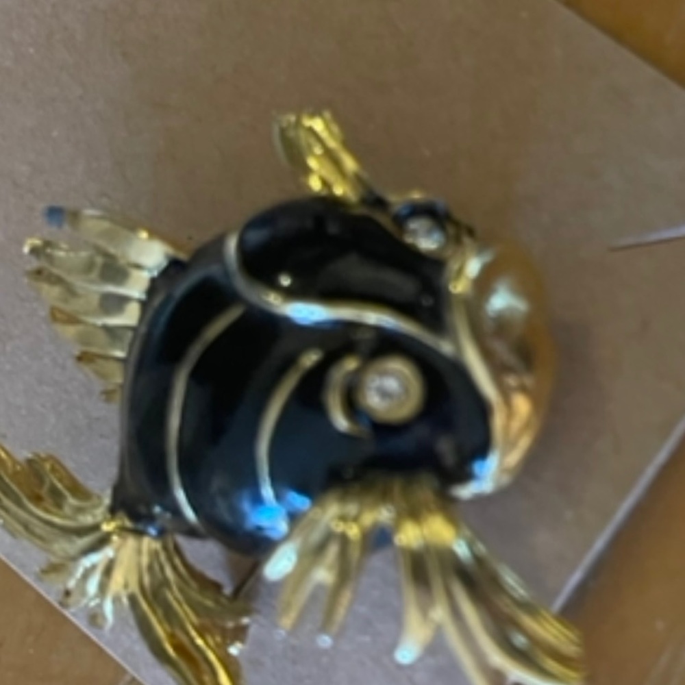 Vintage Black and Gold Tone Fish Pin Brooch with rhinestone eyes